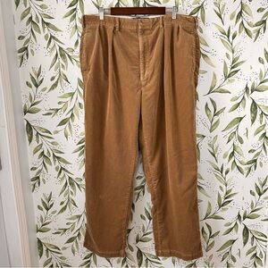Ralph Lauren Vintage Men's Brown Corduroy Pants. Size 40/30